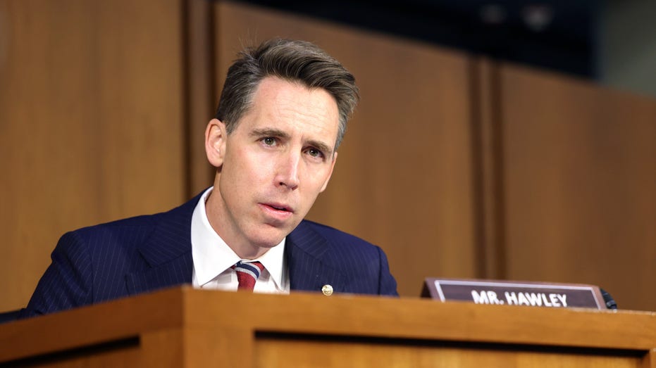 Planned Parenthood attacks Hawley effort to strip FDA approval of mifepristone
