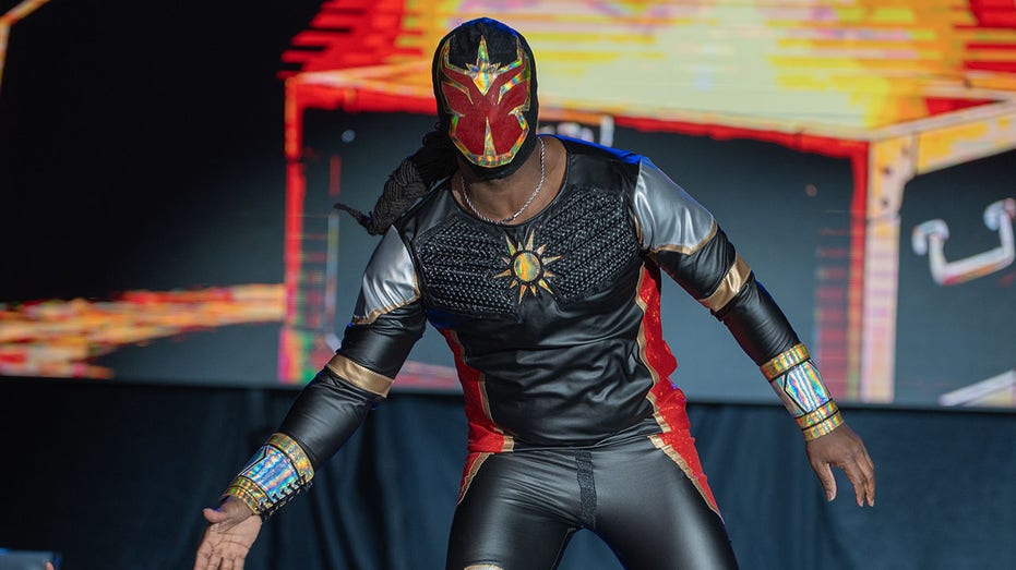 Former WWE star set for huge tag match at Awesome Championship Wrestling, talks importance of Soleil character