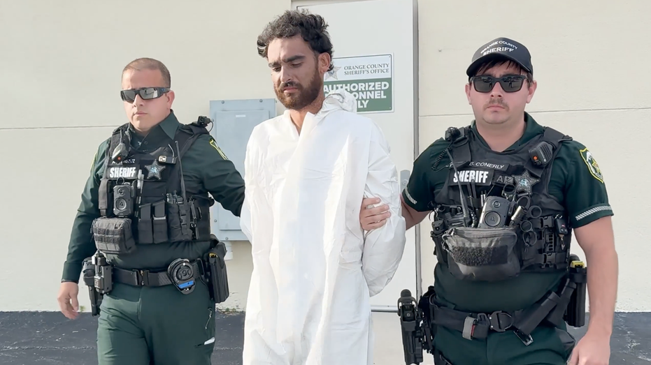 Bystander shot dead after intervening in man, woman's roadside fight; murder suspect was out on bond