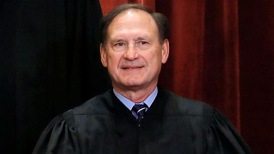 JONATHAN TURLEY: Justice Alito blazes the ethical path the Supreme Court should take
